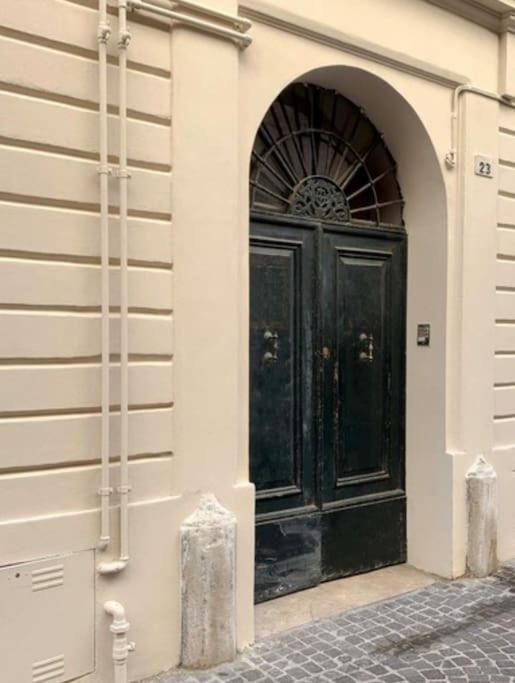 Appartamento Centro Storico Nuovo E Ristrutturato เปซาโร ภายนอก รูปภาพ